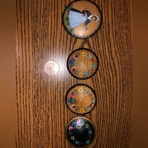 Melle Kastenhuber Trachtenmalerei Brooches